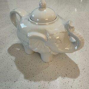 Ceramic Tea Pot Elephant Tea Pot